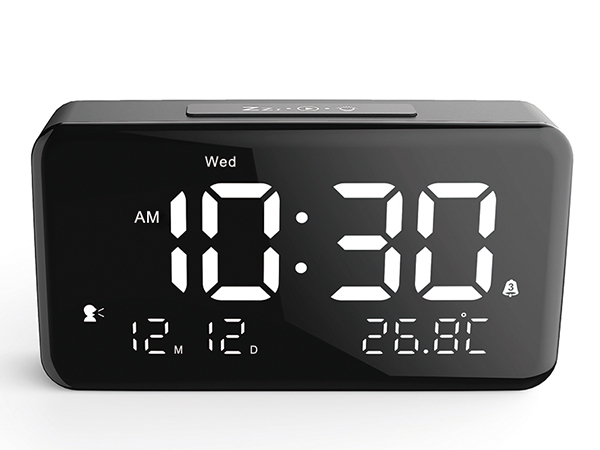 Talking time voice control reminder clock for heavy sleepers